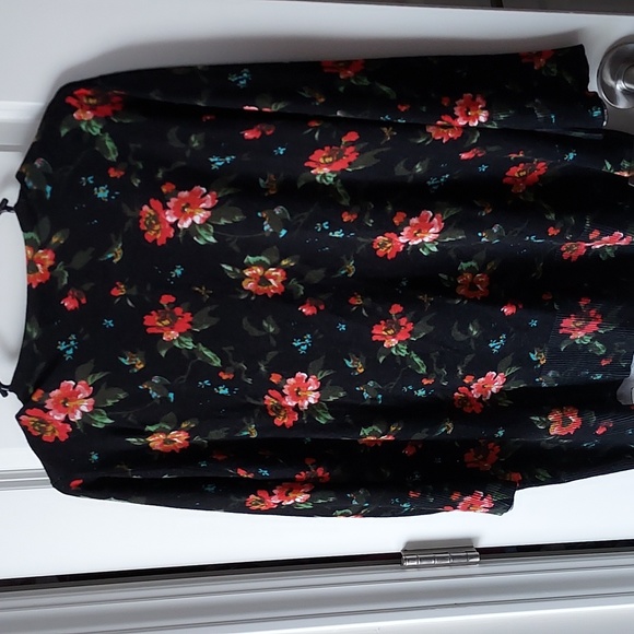 Grace Elements 1x 3/4 sleeve cartigan black w/ flower print - Picture 9 of 10